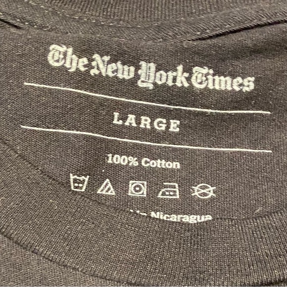 NEW YORK TIMES tee - Picture 2 of 2
